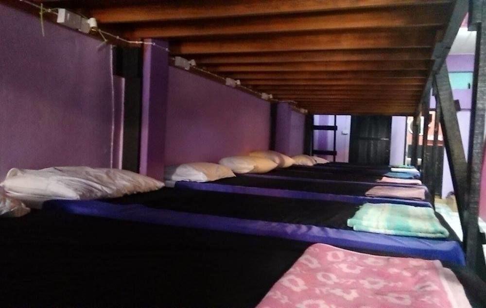 Wild & Wandering Backpacker Hostel & Bar หาดริ้น ภายนอก รูปภาพ